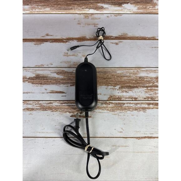 iRobot Roomba 17062 Charger Power Cord 500/600/700 Series 120v/33w B5 - Picture 1 of 4